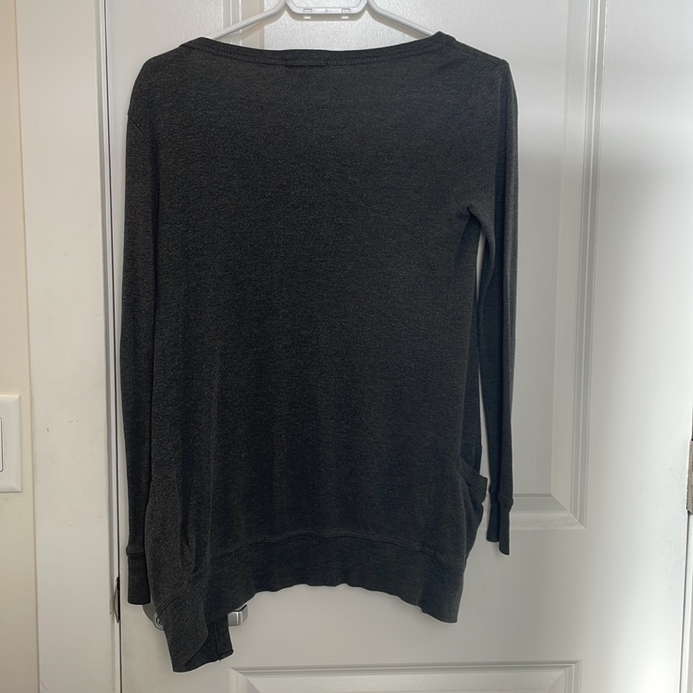 ARITZIA Talula Dark Grey Light Cardigan XXS- Good Condition. - Picture 2 of 3